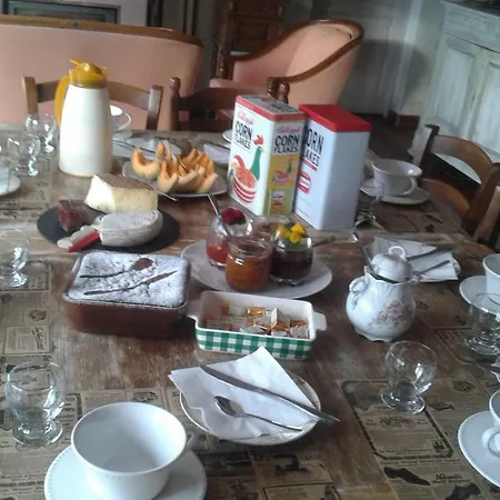 Chambres D'hotes Les Terrasses De Hotel Cailla