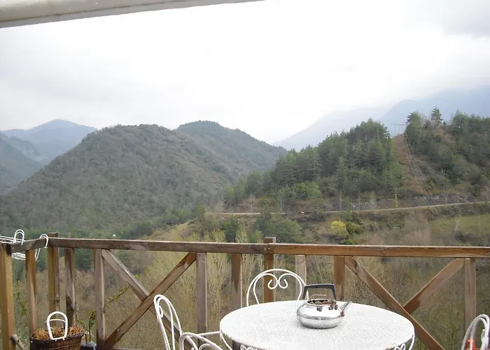 Chambres D'hotes Les Terrasses De Cailla